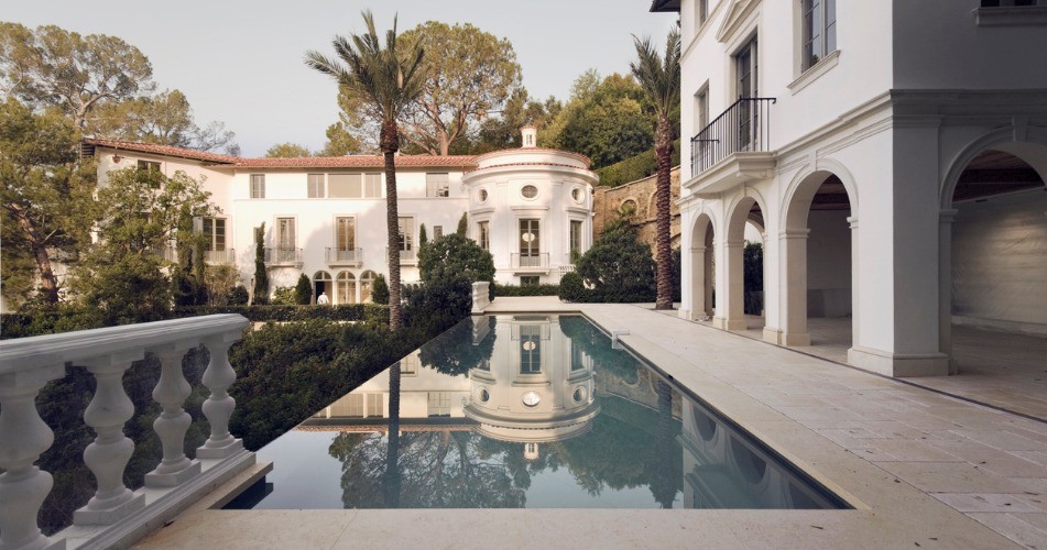 Picture of a mansions outdoor pool
